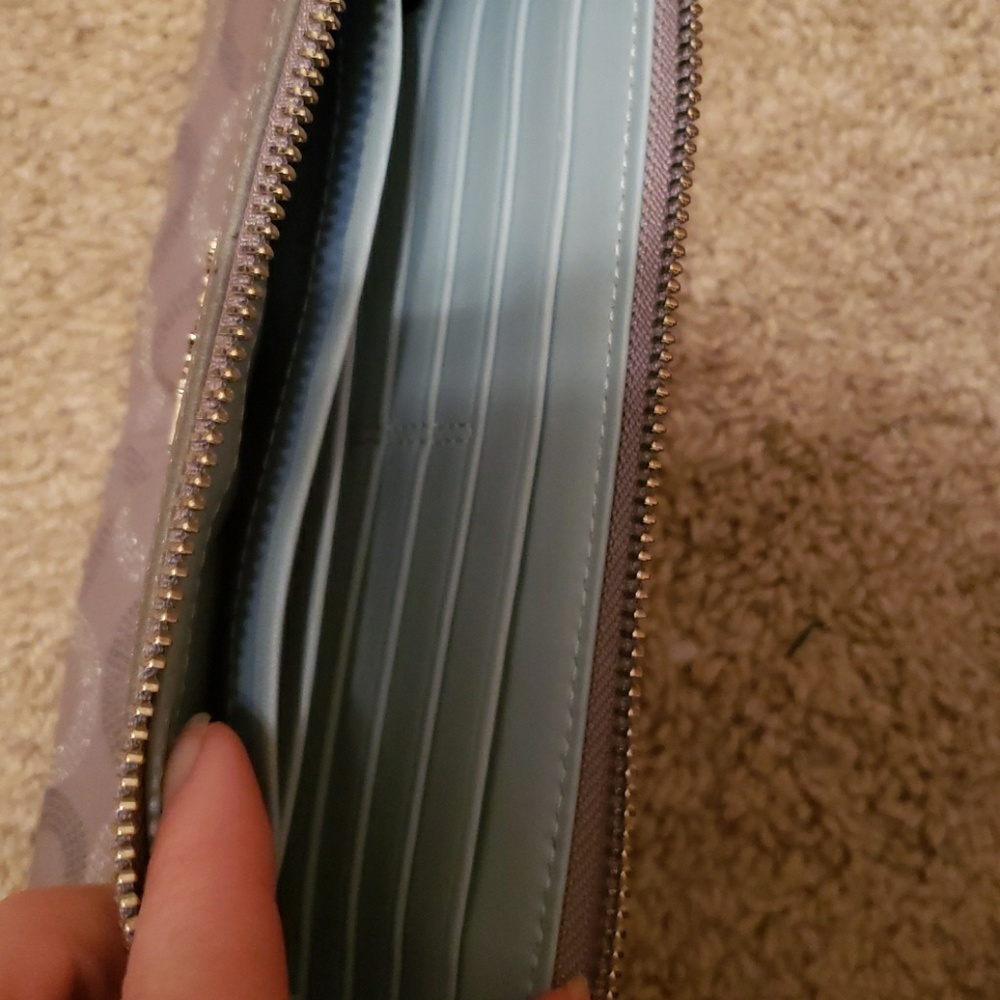 Coach wristlet - Picture 5 of 6